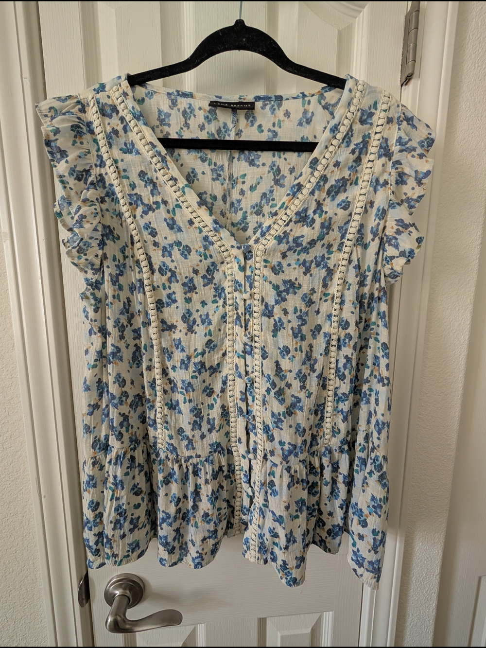 Lane Bryant Cream and Blue Floral V-Neck Ruffle Sleeve Blouse